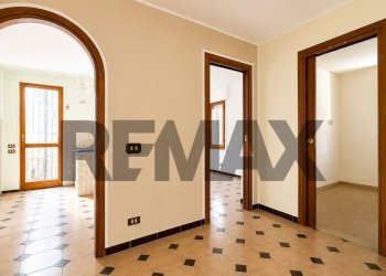 Hall / corridoio - Casa indipendente Viale porto torres
 
87, Sassari - foto 38
