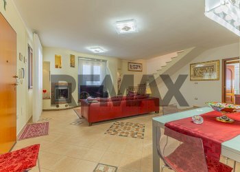 Sala da pranzo - Casa semi indipendente S.V. Costa Paloni
78, Sassari - foto 3