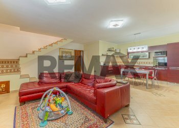 Sala da pranzo - Casa semi indipendente S.V. Costa Paloni
78, Sassari - foto 10