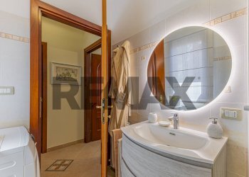 Bagno - Casa semi indipendente S.V. Costa Paloni
78, Sassari - foto 48