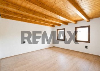 Stanza vuota - Semi-detached house VIA BELMONTE
 
80, Roana - photo 32
