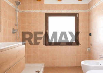 Bagno - Semi-detached house VIA BELMONTE
 
80, Roana - photo 35