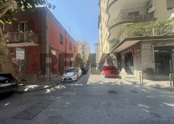Edificio all\'aperto - Ufficio Via Michele Cammarano
 
3, Napoli - foto 5