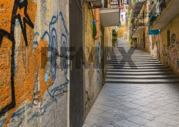 Edificio all\'aperto - Commercial Premises Via San Liborio
28, Napoli - photo 5