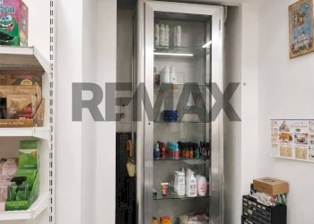 Non correlato - Commercial Premises Via San Liborio
28, Napoli - photo 8