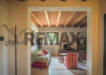 Soggiorno - Rustic via Ernesto Arduini
 
33, Cavriago - photo 26