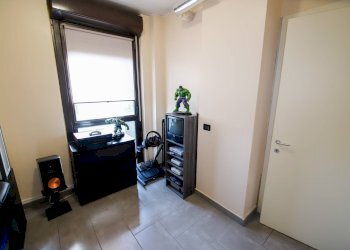 Foto 18 - Four-room apartment Via Uligini
 
18, Rivarolo Canavese - photo 18