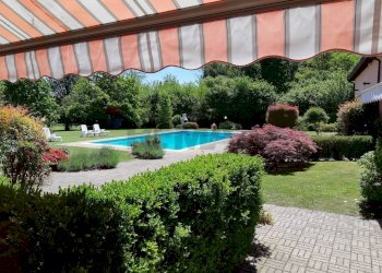 Piscina - Villa via dei geranei
14, Castelletto Sopra Ticino - photo 5