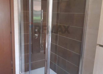 Bagno - Villa via dei geranei
14, Castelletto Sopra Ticino - photo 8