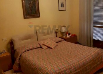 Camera / camera da letto - Villa via dei geranei
14, Castelletto Sopra Ticino - photo 9