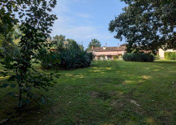 Giardino - Villa via dei geranei
14, Castelletto Sopra Ticino - photo 21