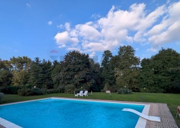 Piscina - Villa via dei geranei
14, Castelletto Sopra Ticino - photo 35
