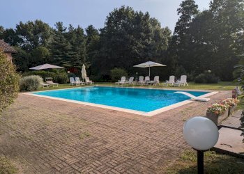 Piscina - Villa via dei geranei
14, Castelletto Sopra Ticino - photo 47