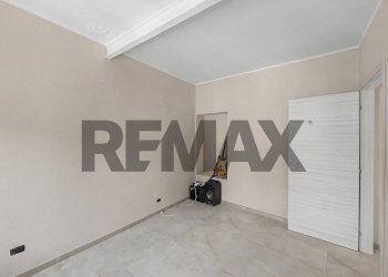 Stanza vuota - Trilocale via genova
 
40, Casorate Sempione - foto 29