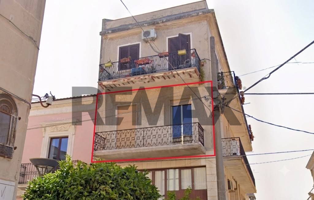 Edificio all\'aperto - Trilocale Via Platamone
 
30, Rosolini - foto 1