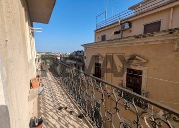Balcone - Three-room apartment Via Platamone
 
30, Rosolini - photo 7