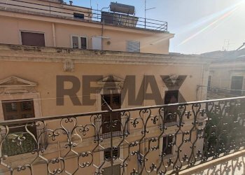 Edificio all\'aperto - Three-room apartment Via Platamone
 
30, Rosolini - photo 12