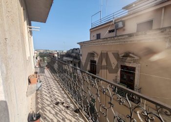 Balcone - Three-room apartment Via Platamone
 
30, Rosolini - photo 13