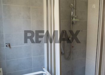 Bagno - Three-room apartment Via Platamone
 
30, Rosolini - photo 15
