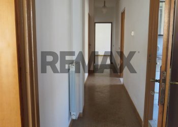 Hall / corridoio - Three-room apartment Via Platamone
 
30, Rosolini - photo 17