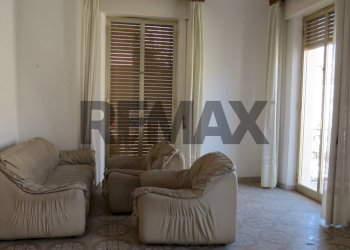 Soggiorno - Three-room apartment Via Platamone
 
30, Rosolini - photo 19