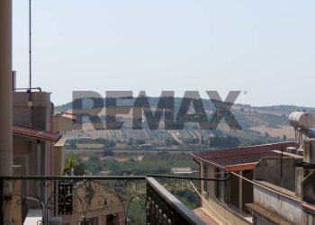 Balcone - Three-room apartment Via Platamone
 
30, Rosolini - photo 25