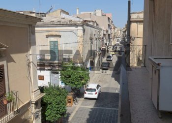 Edificio all\'aperto - Three-room apartment Via Platamone
 
30, Rosolini - photo 28