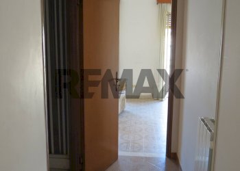 Hall / corridoio - Three-room apartment Via Platamone
 
30, Rosolini - photo 43