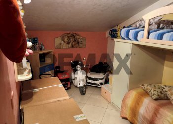 Camera / camera da letto - Appartamento Via 4 Aprile
 
60, Vittoria - foto 43