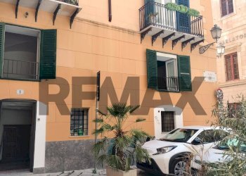 Edificio all\'aperto - Two-room apartment piazza Montevergini
15, Palermo - photo 11