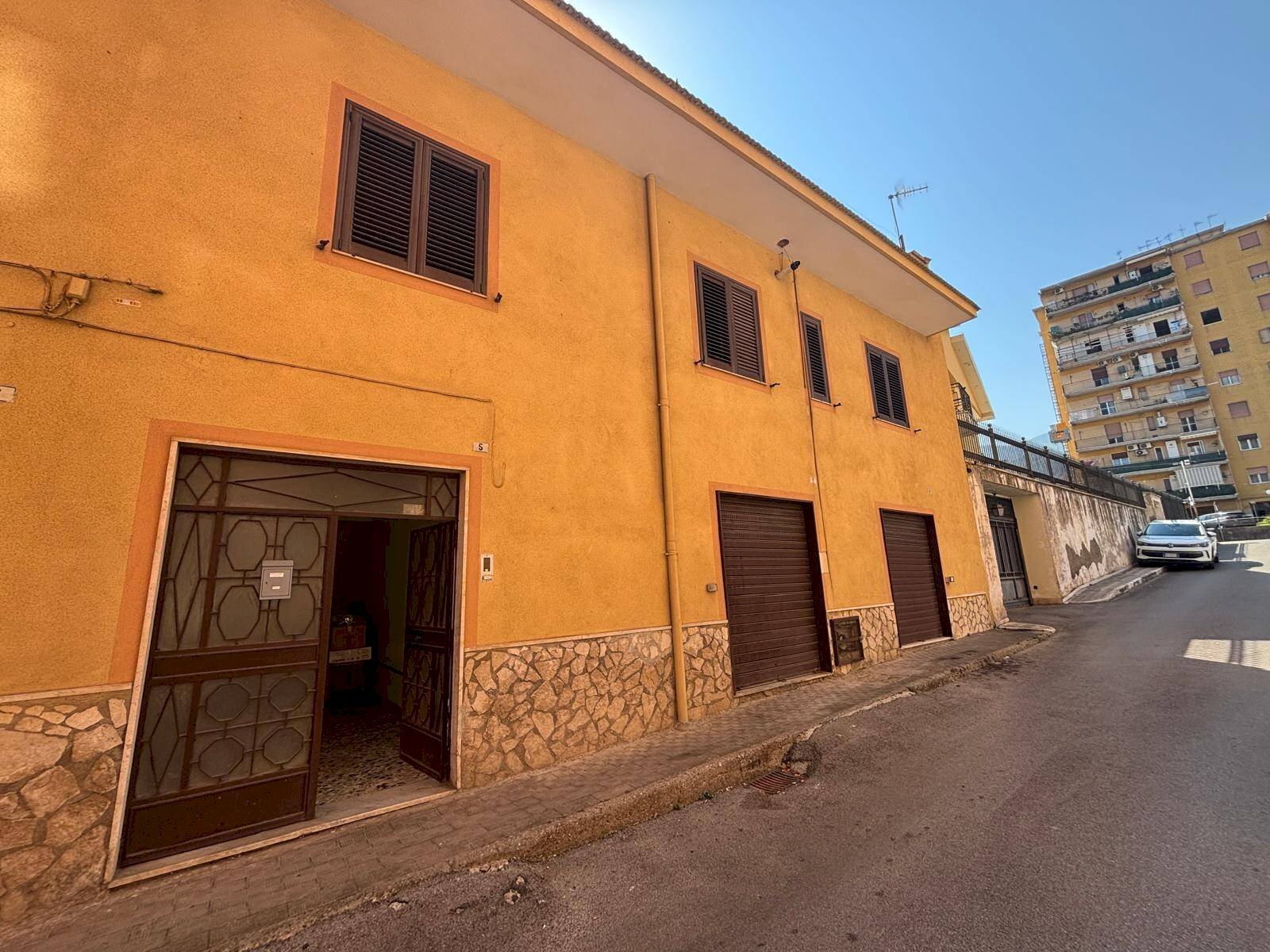 Foto 1 - Semi-detached house VIA MARCO POLO
 
5, Angri - photo 1