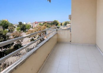 Foto 2 - Three-room apartment via Kennedy
 
28, Sassari - photo 2