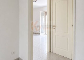 Foto 13 - Three-room apartment via Kennedy
 
28, Sassari - photo 13
