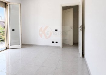 Foto 23 - Three-room apartment via Kennedy
 
28, Sassari - photo 23