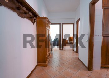 Hall / corridoio - Three-room apartment VIA CAMOZZI
52, Bergamo - photo 12