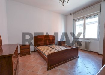 Camera / camera da letto - Three-room apartment VIA CAMOZZI
52, Bergamo - photo 14