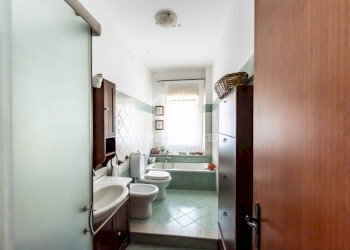 Foto 12 - Four-room apartment Via Sicilia
 
23, Aci Catena - photo 12