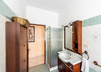 Foto 13 - Four-room apartment Via Sicilia
 
23, Aci Catena - photo 13