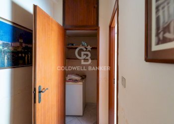 Foto 18 - Four-room apartment Via Sicilia
 
23, Aci Catena - photo 18