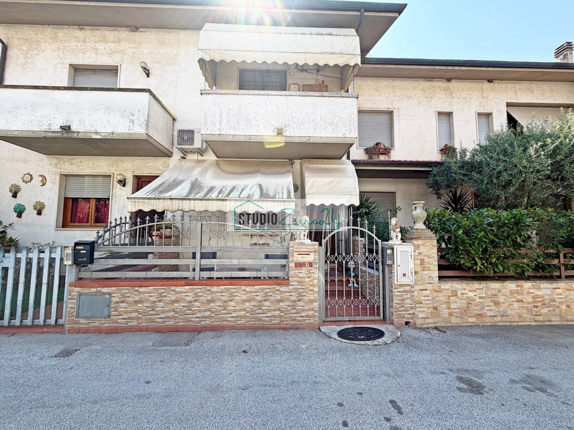 Foto 1 - Villa a Schiera Viale Giacomo Puccini, Viareggio - foto 1