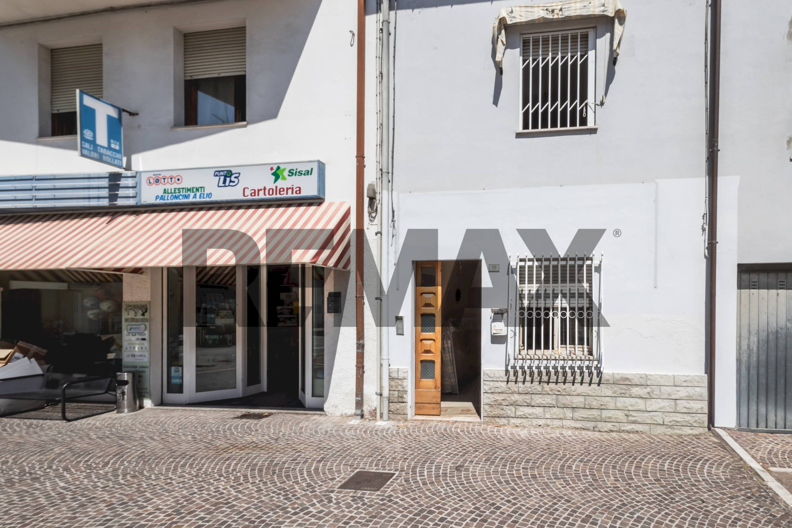 Edificio all\'aperto - Appartamento Piazza Verdi
 
19, Mercatino Conca - foto 1