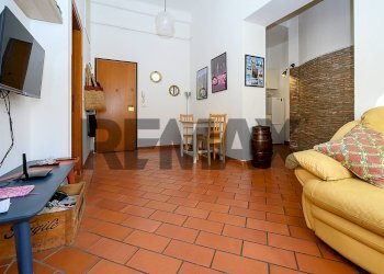 Sala da pranzo - Two-room apartment Via Dell'Indipendenza
41, Livorno - photo 7