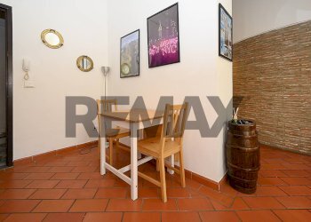 Sala da pranzo - Two-room apartment Via Dell'Indipendenza
41, Livorno - photo 9