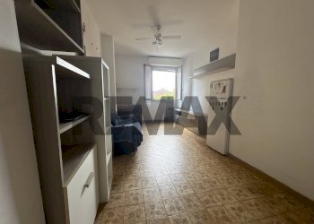 Soggiorno - Two-room apartment Via Cisanello
 
121, Pisa - photo 3