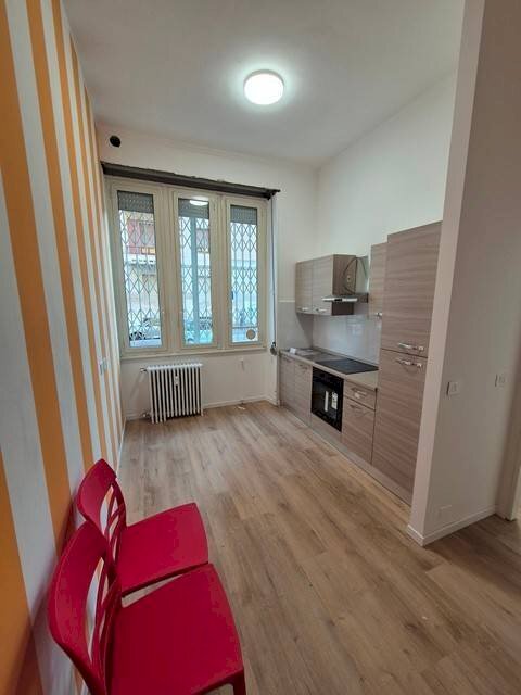 Cucina - Bilocale viale Coni Zugna, 29, Milano (zona San Vittore) - foto 1