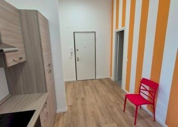 Cucina - Bilocale viale Coni Zugna, 29, Milano (zona San Vittore) - foto 3