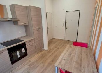 Ingresso - Bilocale viale Coni Zugna, 29, Milano (zona San Vittore) - foto 3