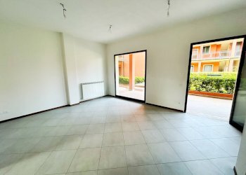 soggiorno - Two-room apartment via Tonfano, Pietrasanta - photo 4