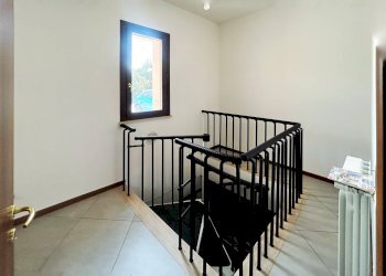 disimpegno - Two-room apartment via Tonfano, Pietrasanta - photo 9