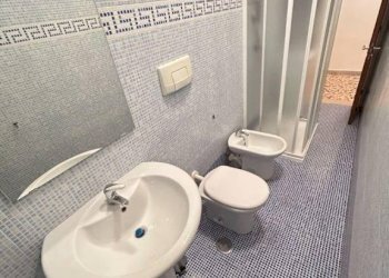 Bagno - Non-buildable land via Cardinale Marcello Mimmi, 15, Bari (neighborhood Poggiofranco) - photo 9